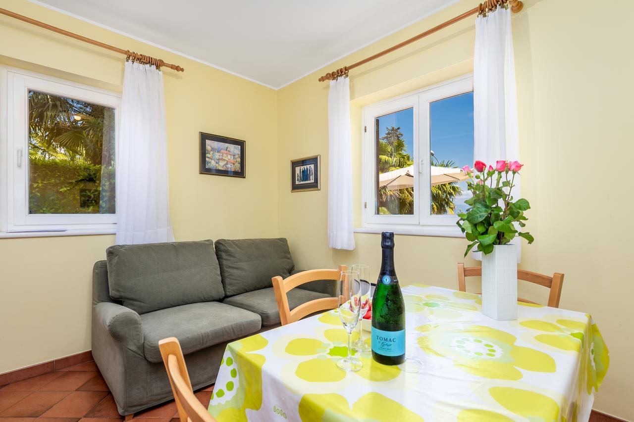 Rona Ani Apartment