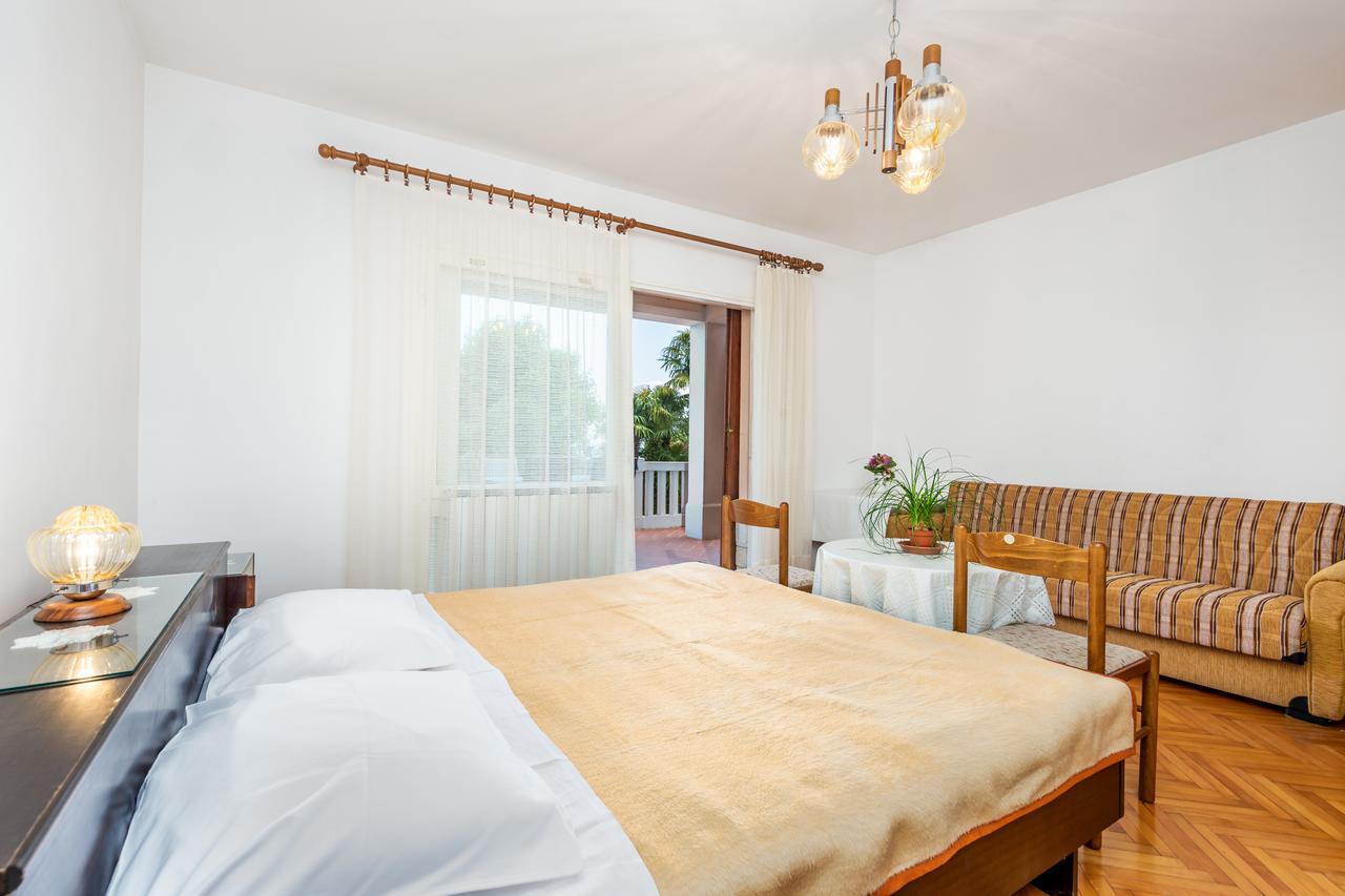 Rona Ani Apartment