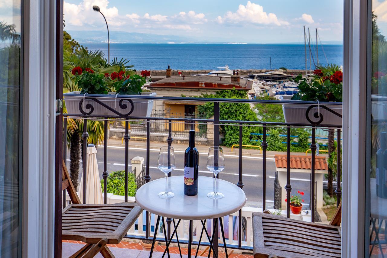 Rona Ani Apartment Ičići