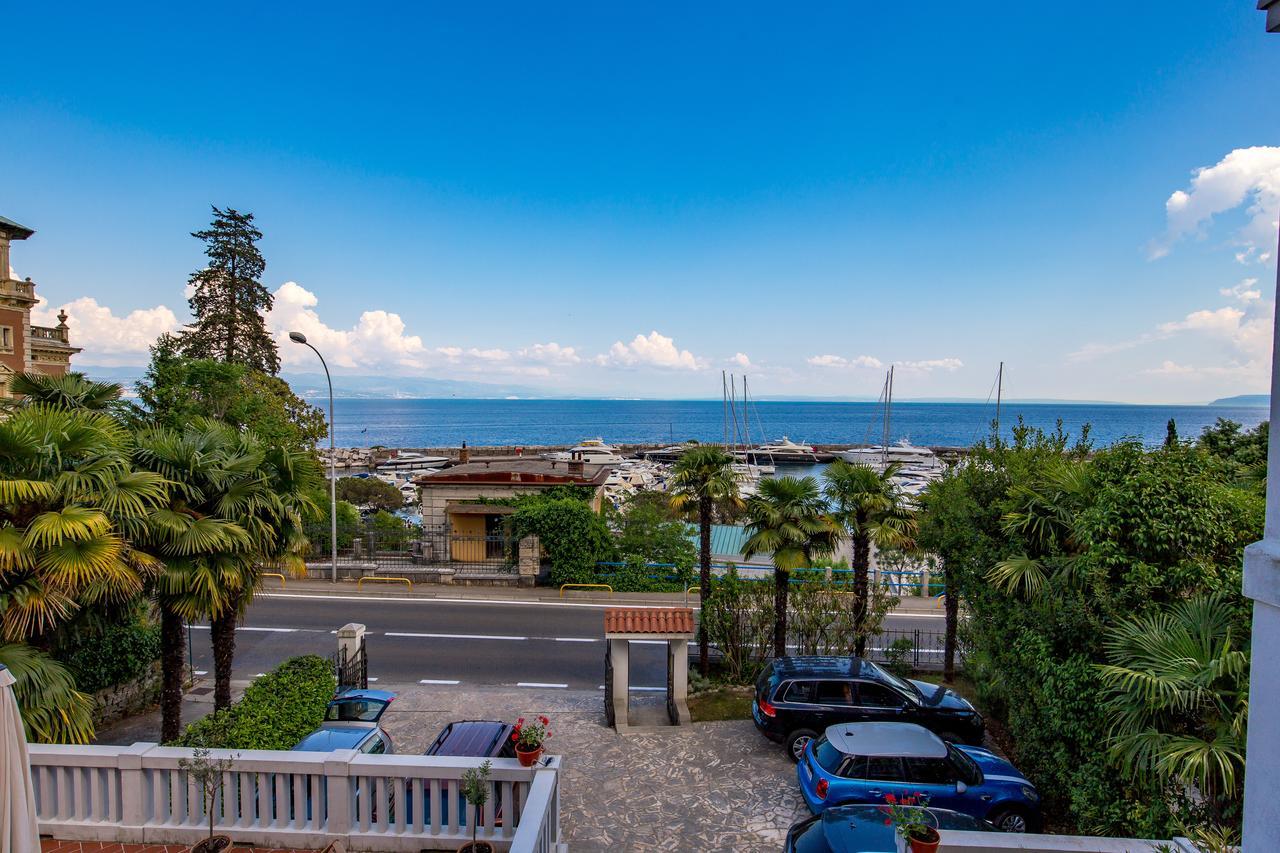 Rona Ani Apartment Ičići
